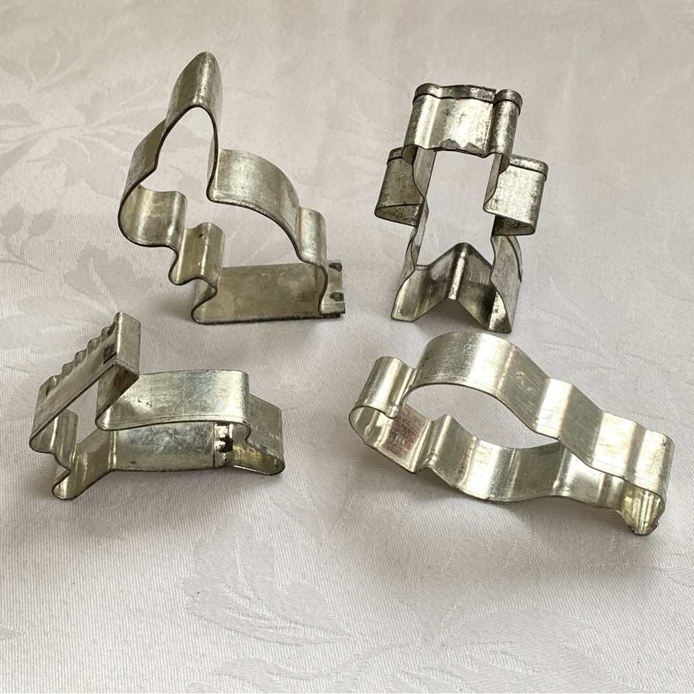 4 Nutbrown Vintage Tin Soldered Cookie Biscuit Cutters Made in England